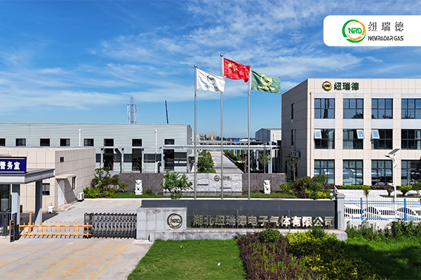 从空气到超纯：高纯氩气的制备之旅